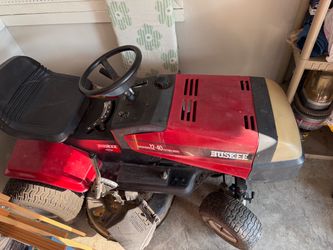 Huskee Riding mower