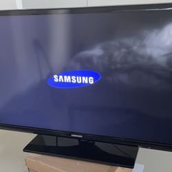 Samsung 32” Tv