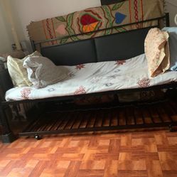 King Twin XL Size Day Bed