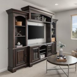 Free-Must Pick Up By Friday 11/7 In Rancho