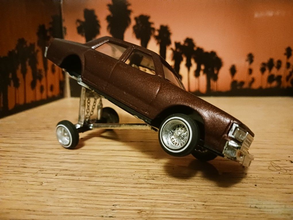 Model Lowrider Caprice Custom Build
