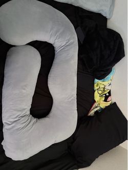 Maternity pillow