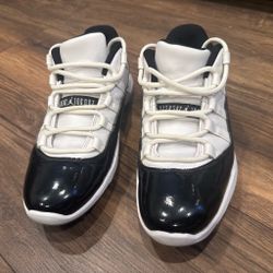 Jordan 11 Retro Low Golf