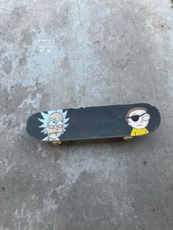 Rick and Morty skate board