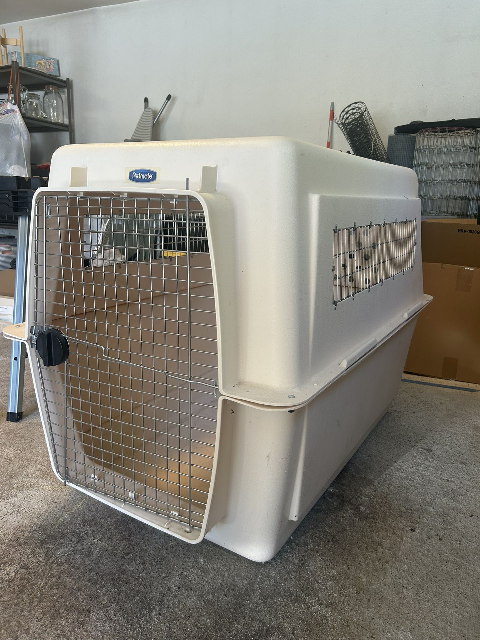XXL Dog kennel