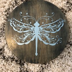Dragonfly decor