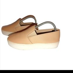 Qupid Platform Slip Ons Size 8 