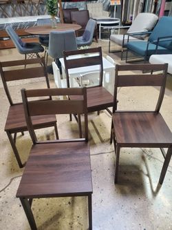 Set Of 4 Solid Mid-century Modern Style Chairs (New)