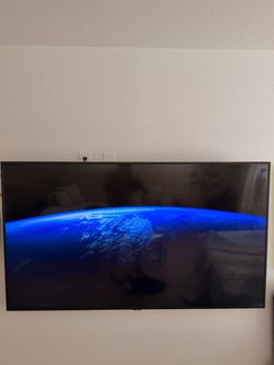 65’ Samsung TV