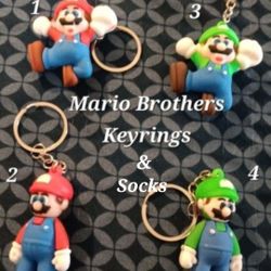 Mario Bros Bundle
Includes 
4 key rings
6 pairs of socks