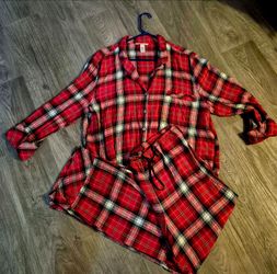 Lovingly used Victoria's Secret P.j. Set!!! 🥰