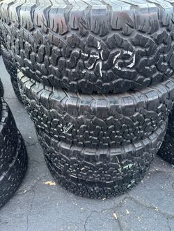 I Have 4 Tires 285-70-17 Bf Goodrich Ko2 $270 All Four Mounted And Balanced 