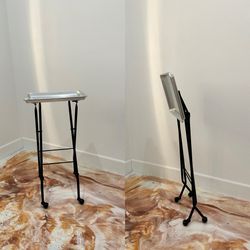 Foldaway Tray