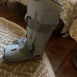 Large Surgical Boot