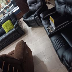 *Now Available!!!*---Stunning Santiago Black Leather Reclining 3 Piece Sets---$5 Down Financing/Delivery Available😉