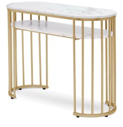 Manicure table