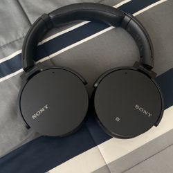 Sony Noise Canceling Wireless Headphones