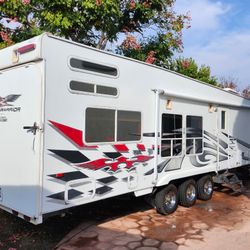 2006 Weekend Warrior FSC 3200 Toy Hauler