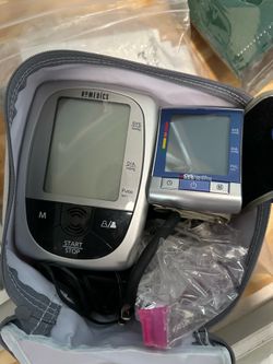 HoMedics Arm & CVS Health 600W Wrist BP Monitors