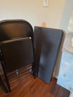 Folding Table and 2 Folding chairs