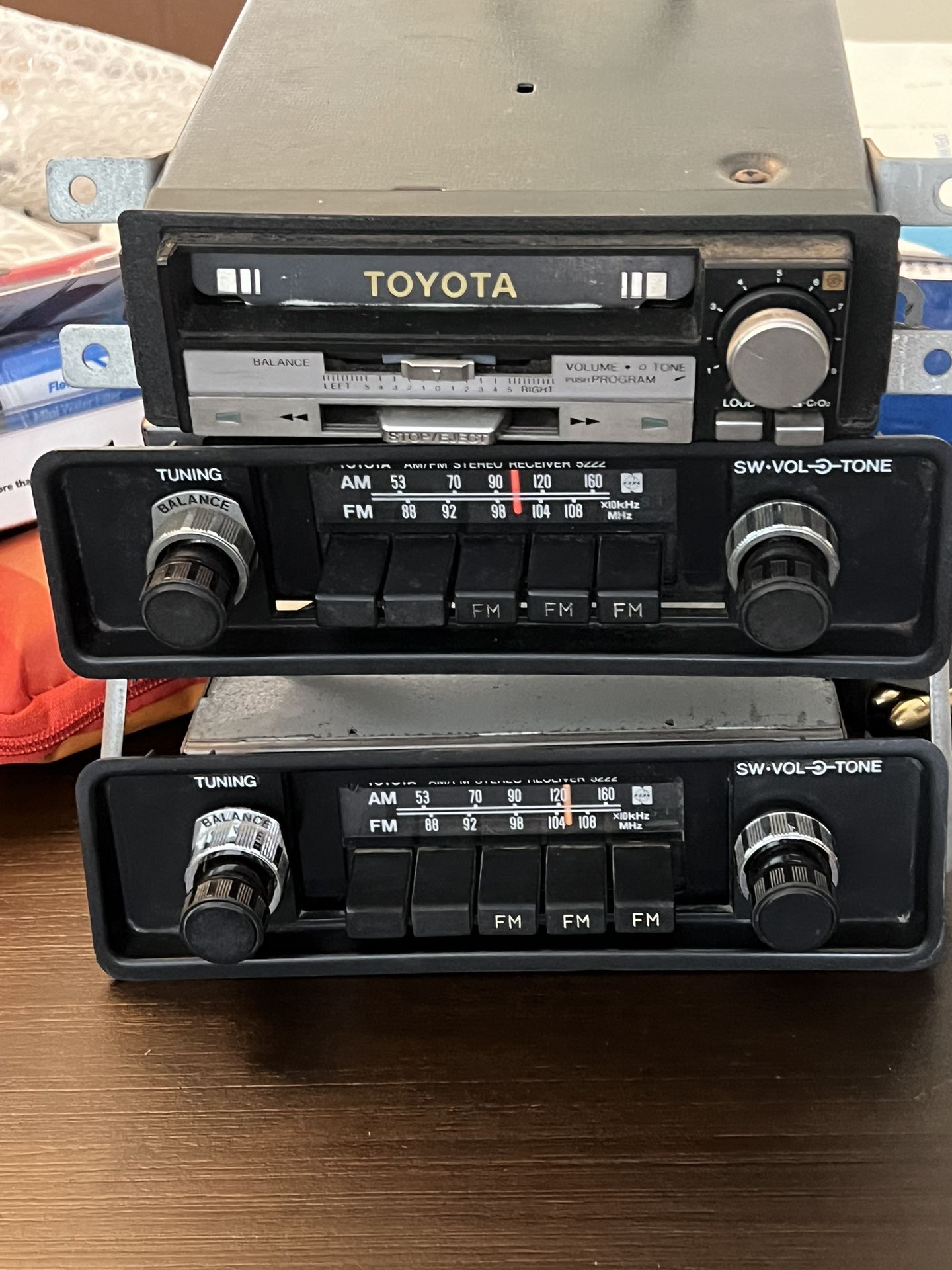 Toyota Land Cruiser Oem Radio / Tape Deck  