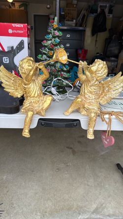 Two Gold Cherub Angels