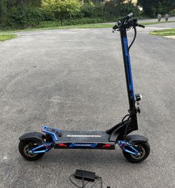Road Runner RS5 Pro electric scooter