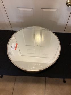 Medicine cabinet with mirror