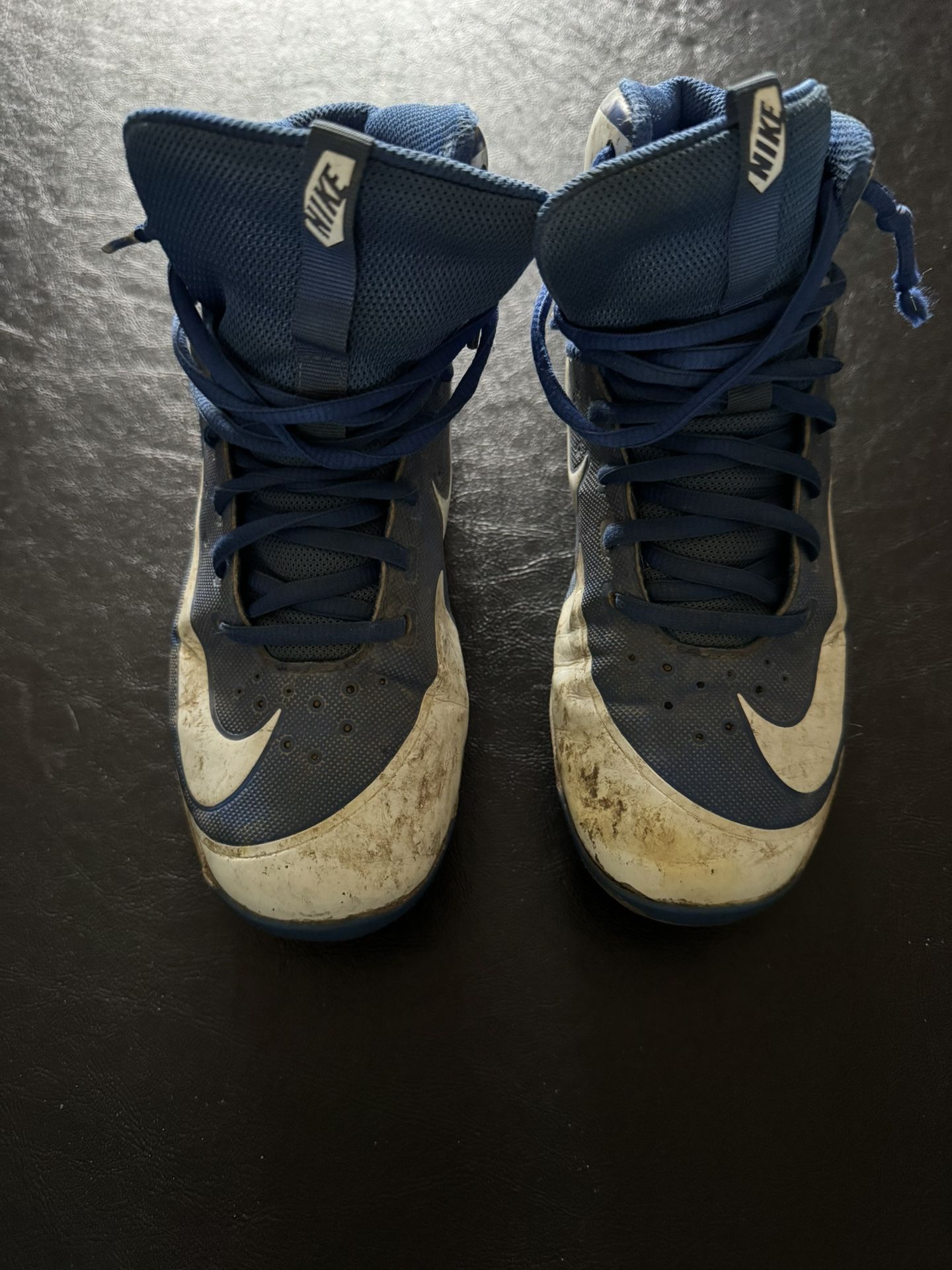 Nike Spikes size 5 Kids