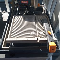 Ryobi Wet Tile Saw