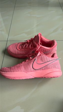 Nike LeBron 20 Pink Diamond