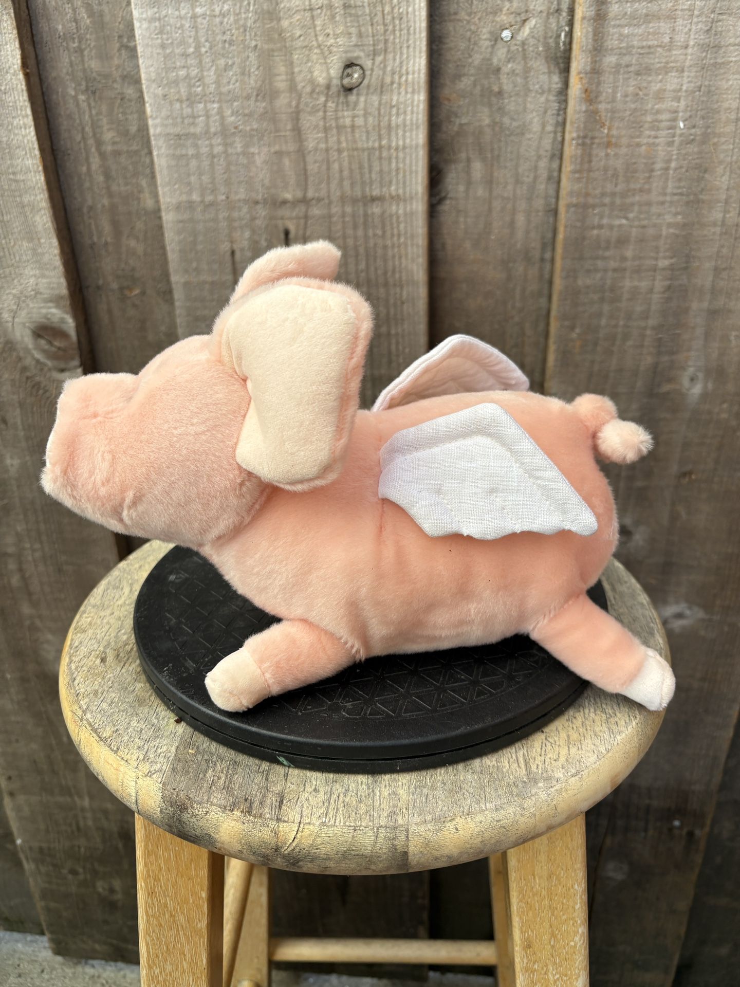 Flying Pig Plushie!