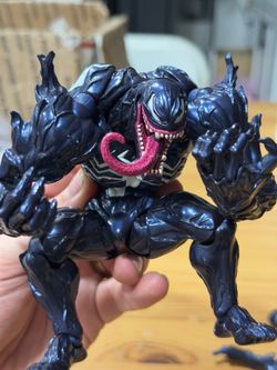 Amazing Yamaguchi venom