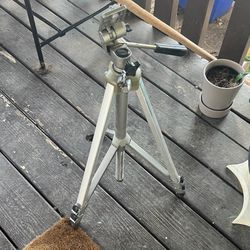 Tripod 