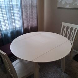 Dining Table With 2 Chairs 