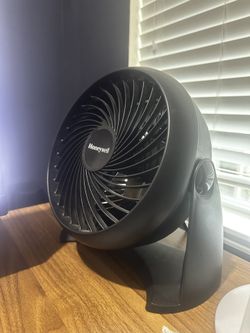 Honeywell Table Fan