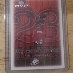 Basketball cards, Michael Jordan.