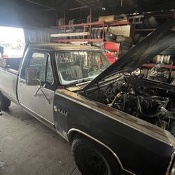 1985 Dodge D150