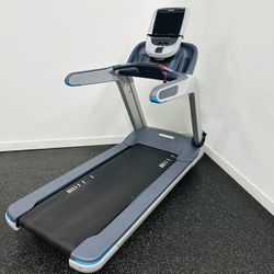 Precor Commercial TRM Treadmill - Workout - Cardio - Fitness 
