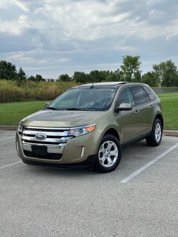 Ford Edge SEL LOW MILES