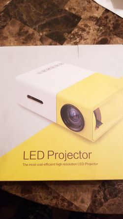 LED PROJECTOR