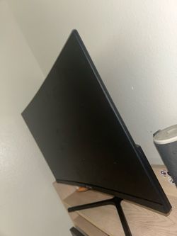 Gaming Monitor (Curved) by CRUA