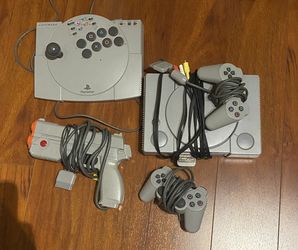 Play Station 1 Bundle 