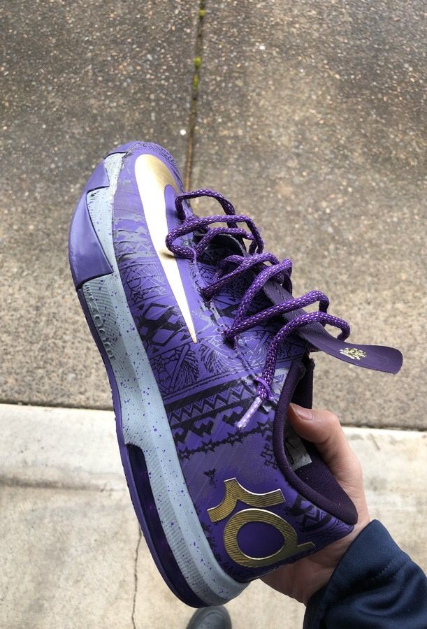 Nike KD 6 BHM size 8.5 (replacement box)