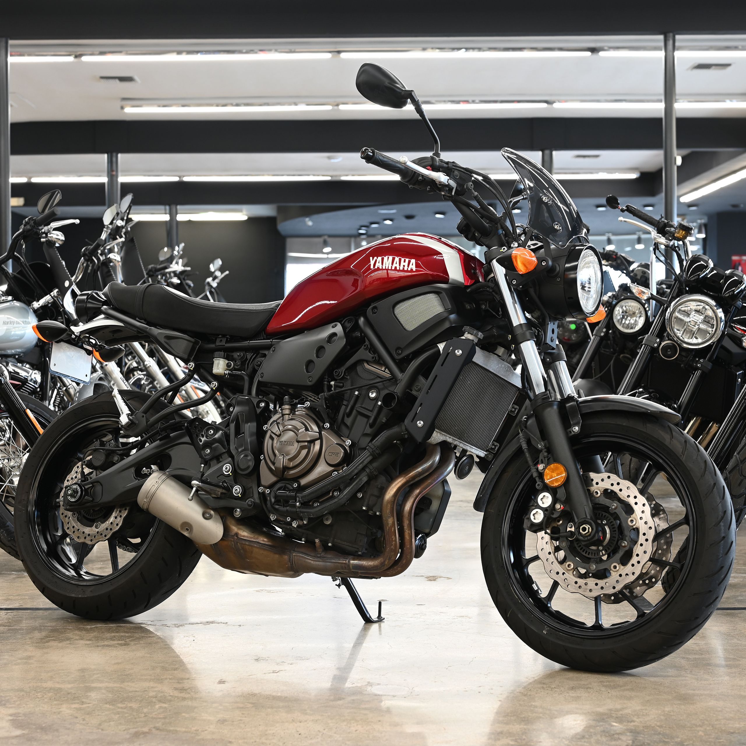 2018 YAMAHA XSR700