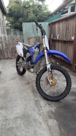 Dirt bike