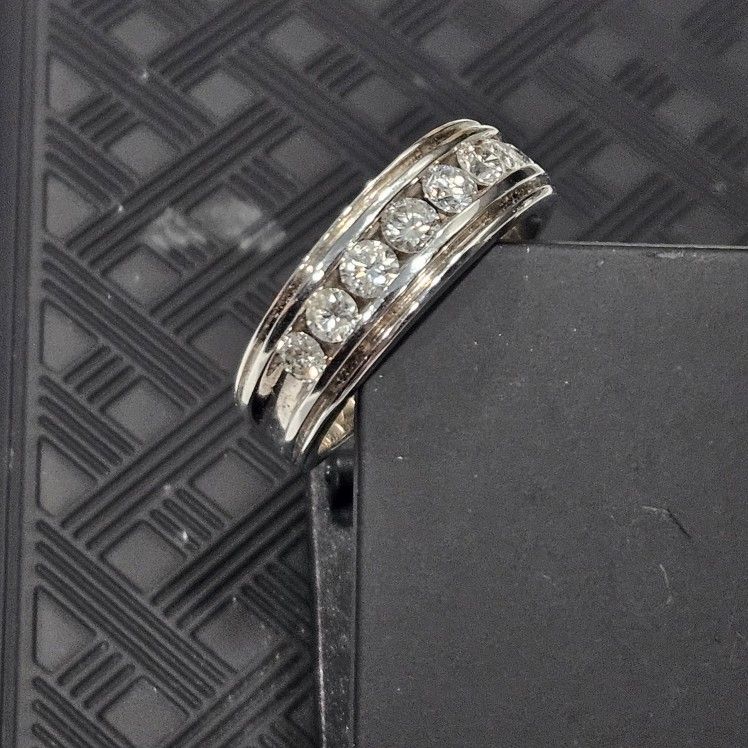 men's wedding ring size 7.5 14k gold