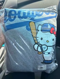 Hello Kitty Dodger Sweatshirt XL