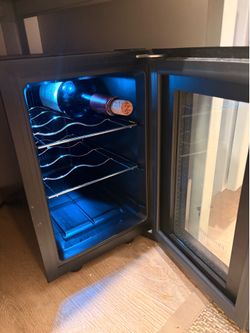 frigidaire 6 wine bottle fridge