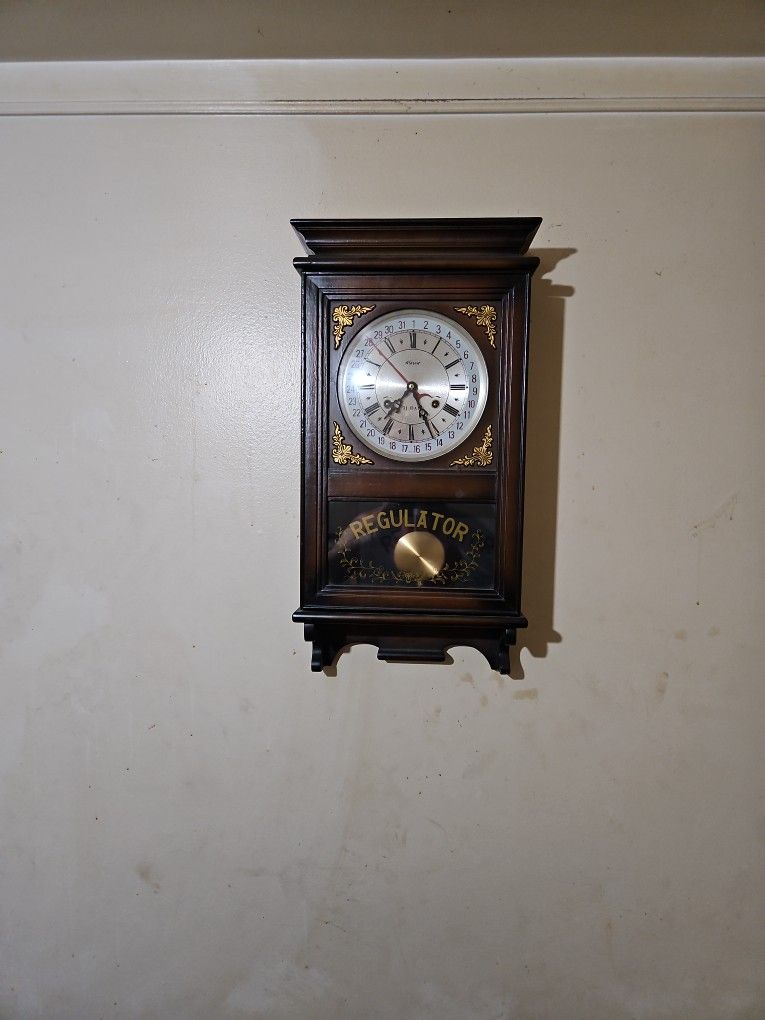 Vintage Alaron 31 Day Regulator Wall Clock